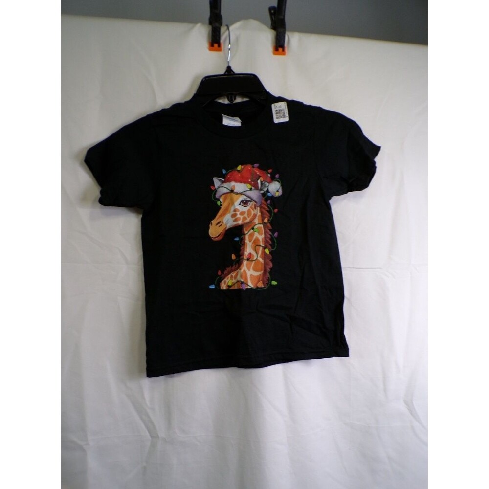 Port & Company Youth Fan Favorite XS Black Giraffe Santa Graphic T-Shirt